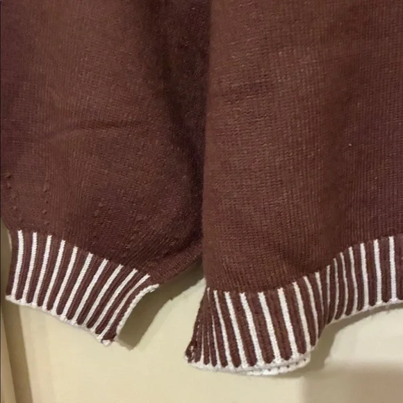 NWT Brown Sweater with white Striped Collar Felled Seams Oversized Medium - Picture 5 of 8